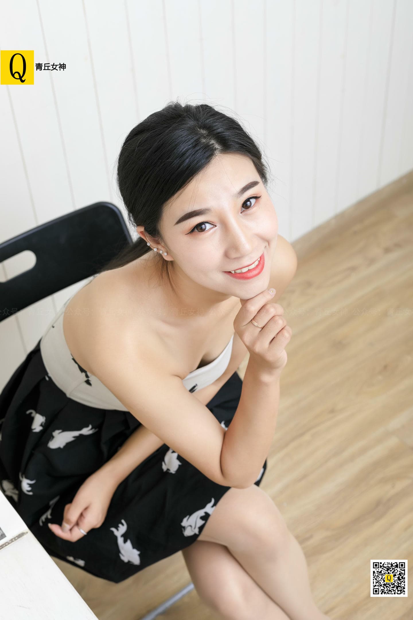 [青丘女神] 2018.08.09 该如何去体验丝袜的触感