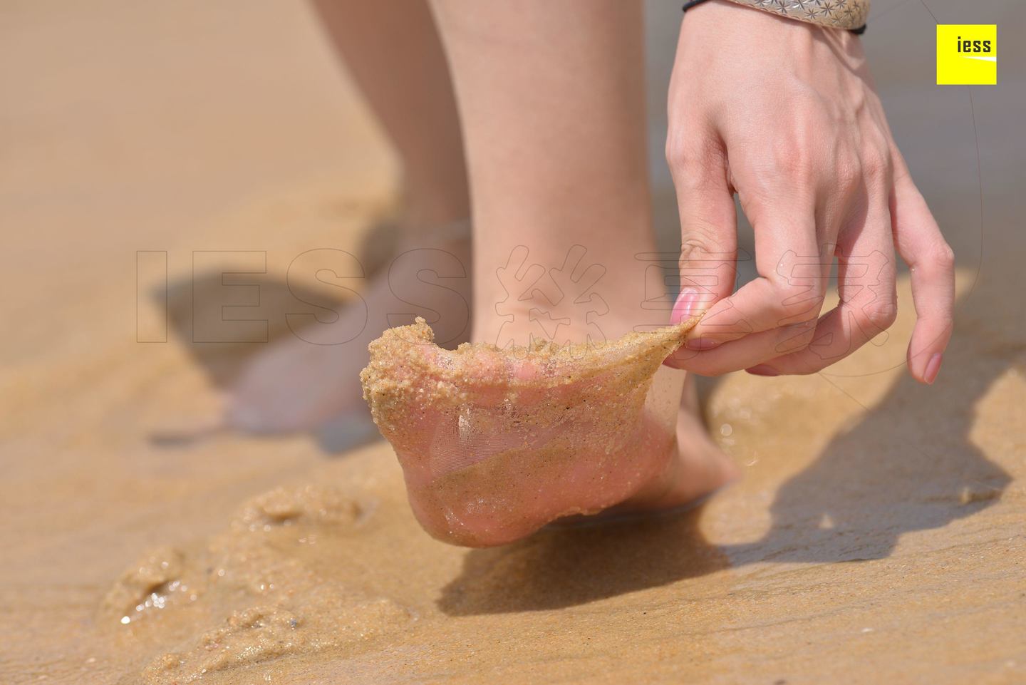 [IESS异思趣向] 2018.07.18《魔鬼周三》特刊28期：佳佳 沙滩制服·丝享家Ⅱ