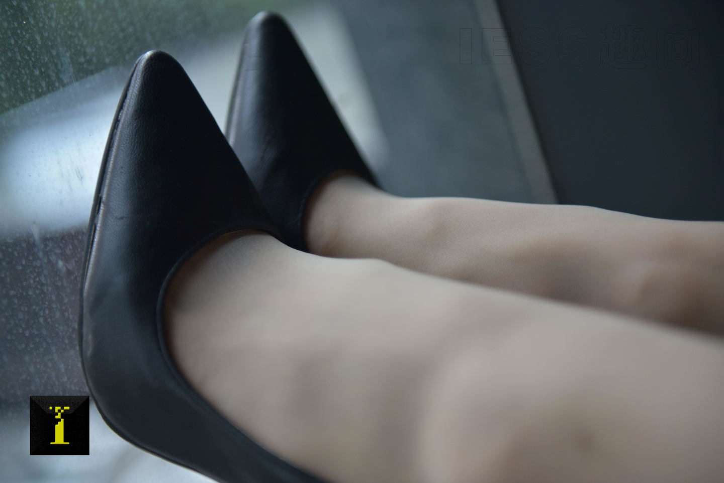 [IESS异思趣向] 普惠集 107 – 小六的职业肉丝演示