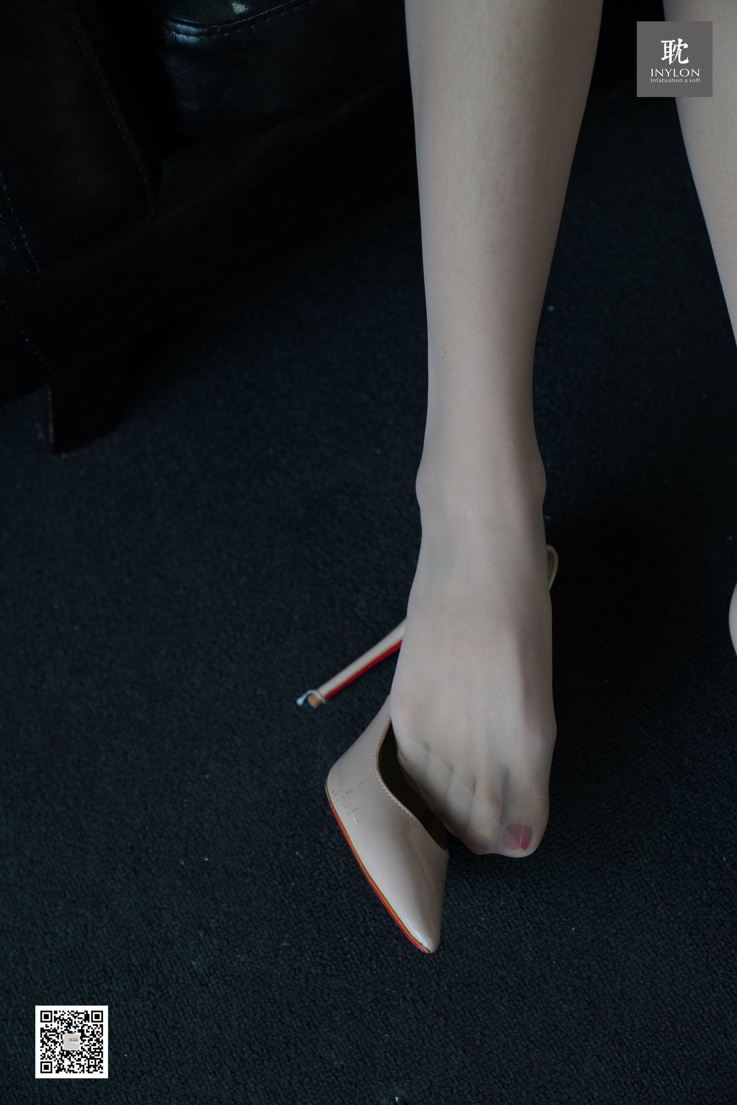 [IESS异思趣向] 普惠集 178 -腼腆的新模苏菲