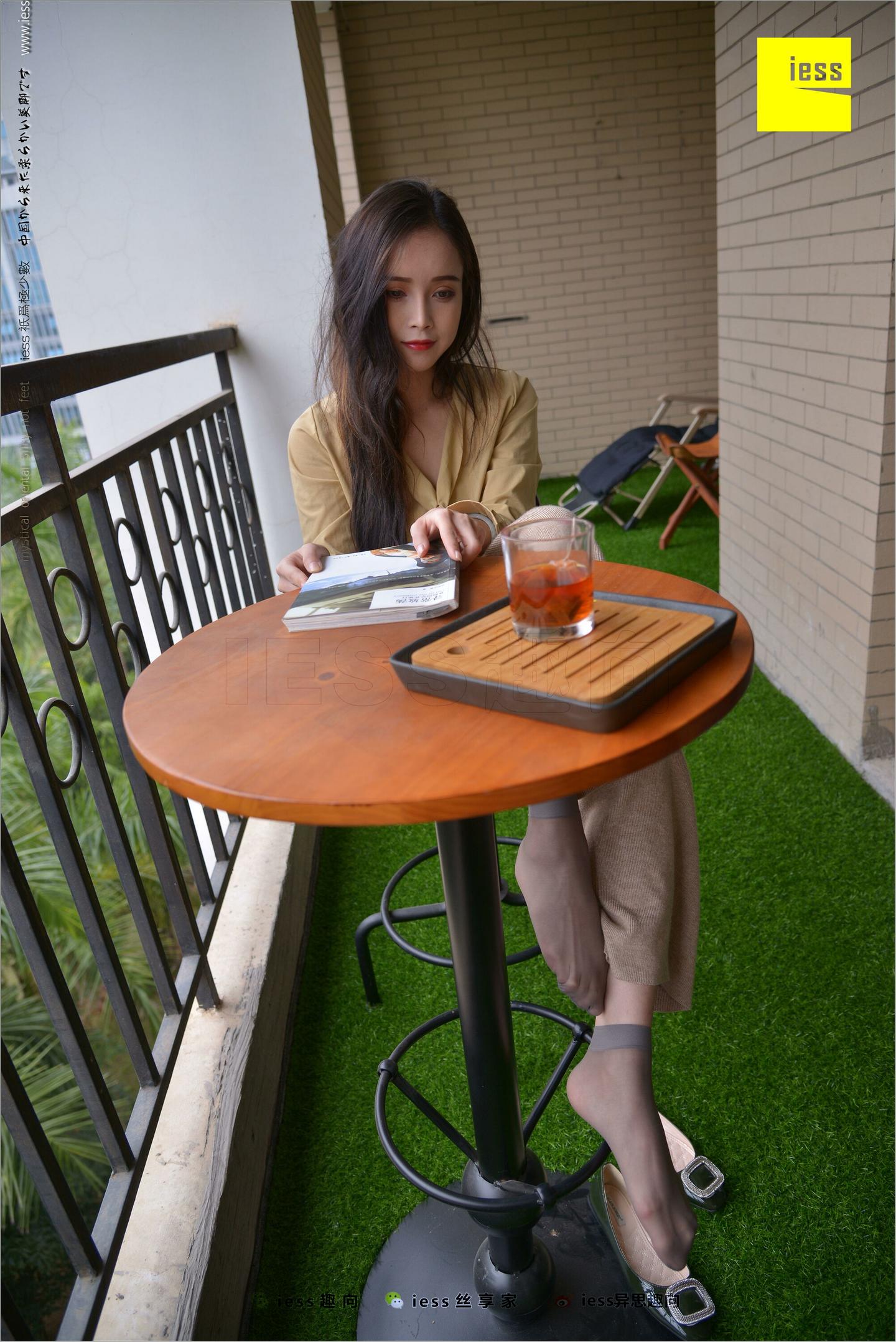 [IESS异思趣向] 2018.04.15 丝足便当218：《小羽、船袜、短丝和平底鞋》小羽