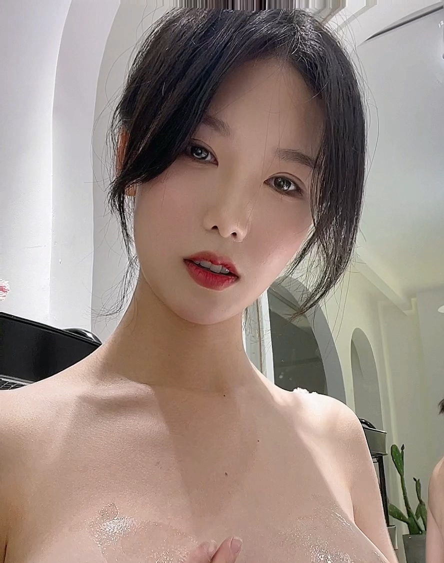 抖娘-利世 NO.069 定制 5分钟视频 抹油 1V