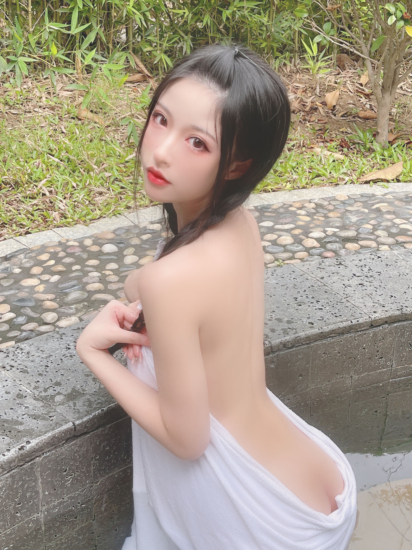 清水由乃 – NO.19 温泉浴巾 1V