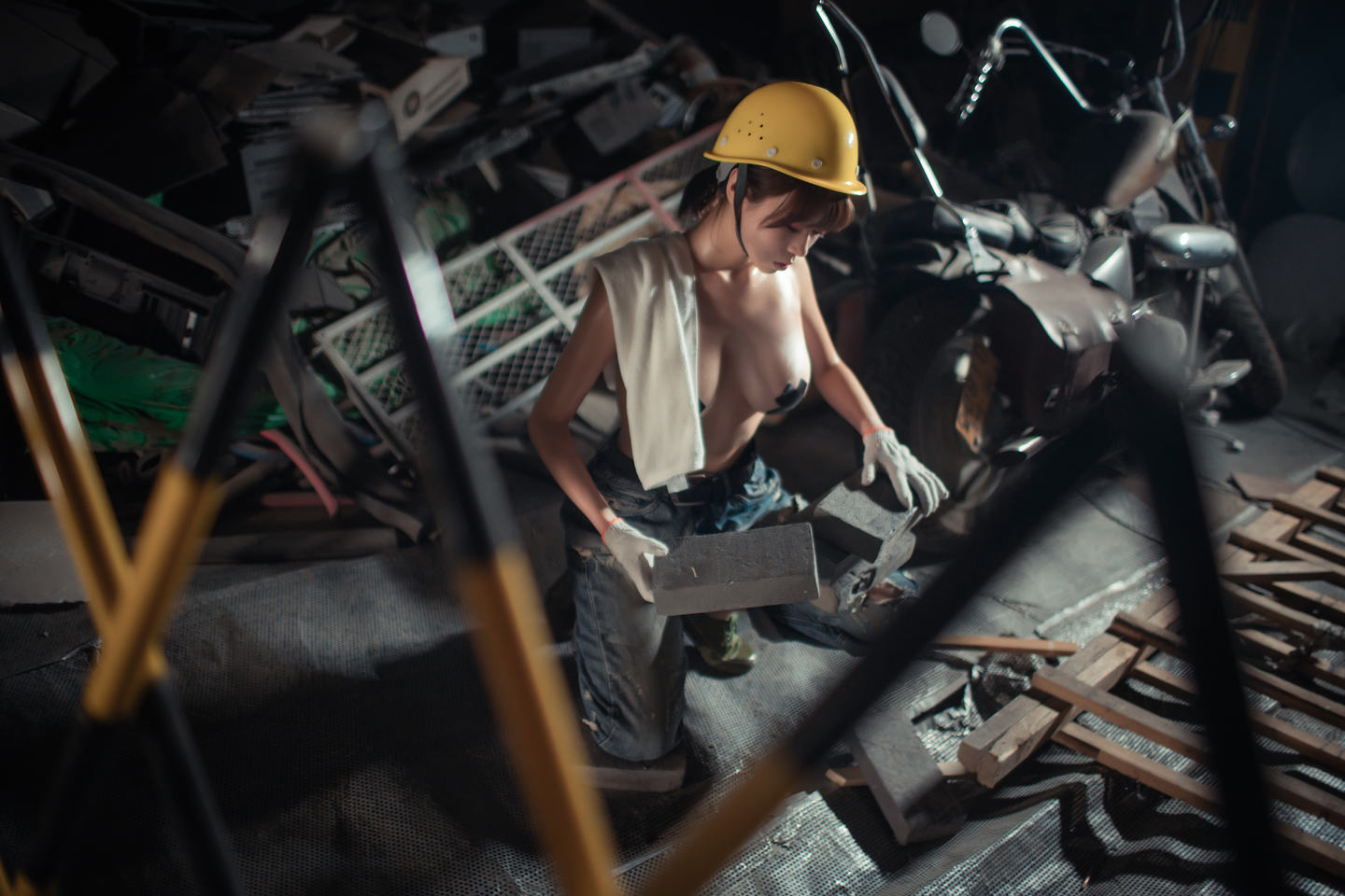 奈汐酱nice NO.15 咱们工人有力量 [35P]