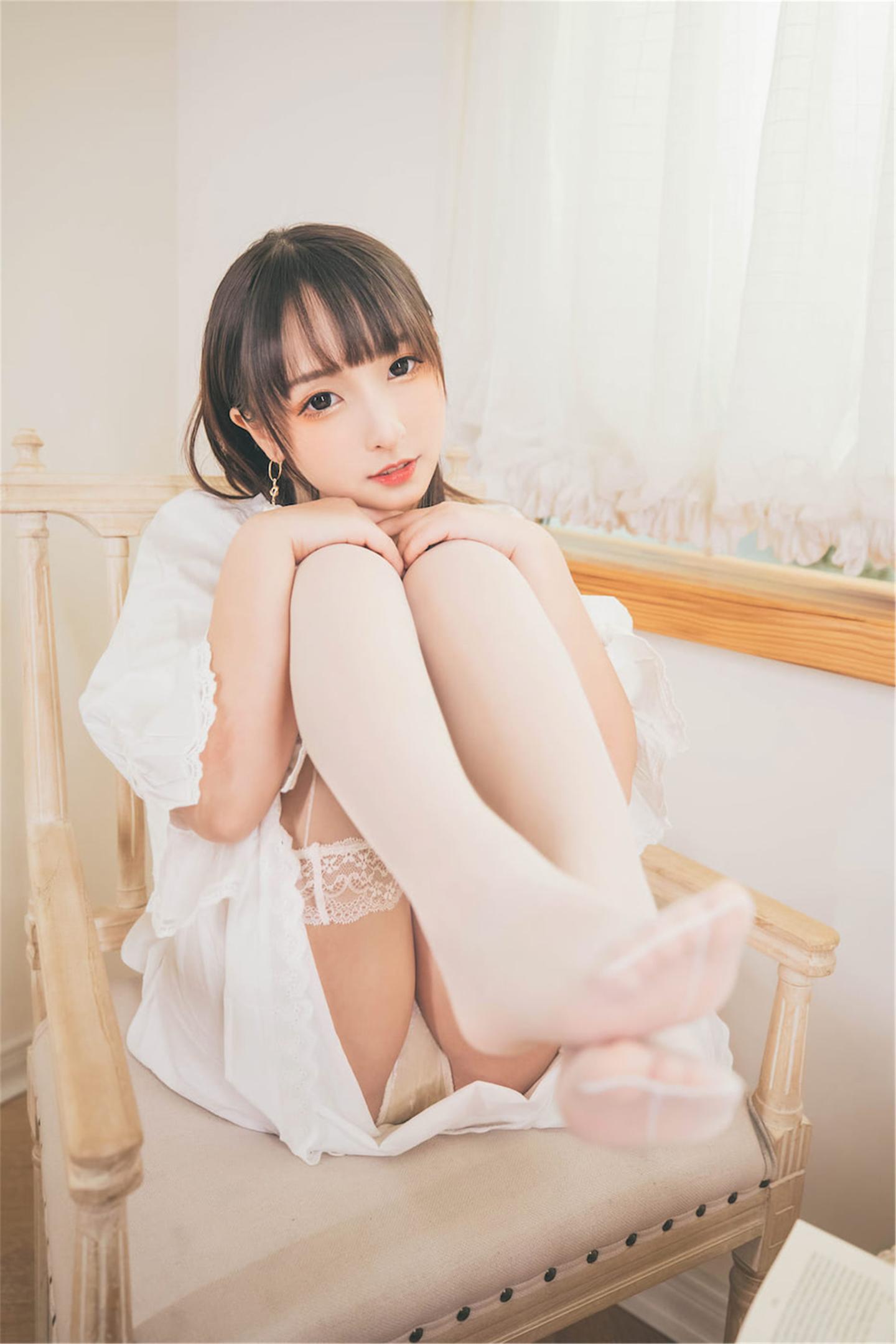 神楽坂真冬 – NO. 079《許しの日》苦行修女 2V