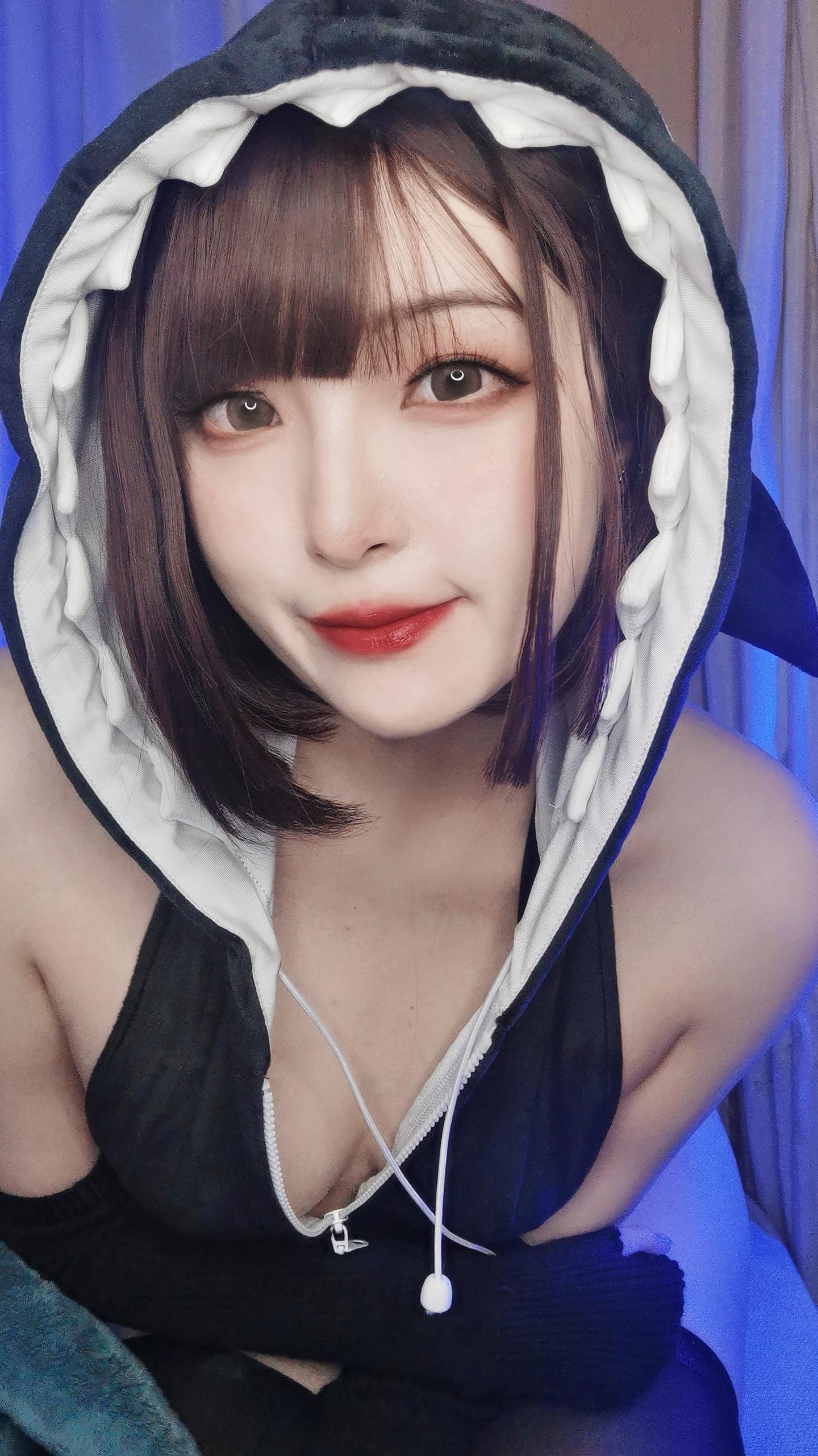 Natsuko夏夏子  NO.15 虎鲸 自摄 [25P]